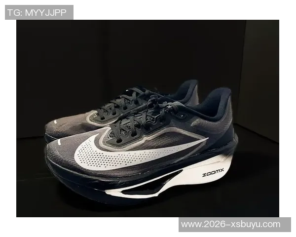 Nike发布Kobe8EXT马年特别版黑色鞋面搭配马毛材质彰显独特风格