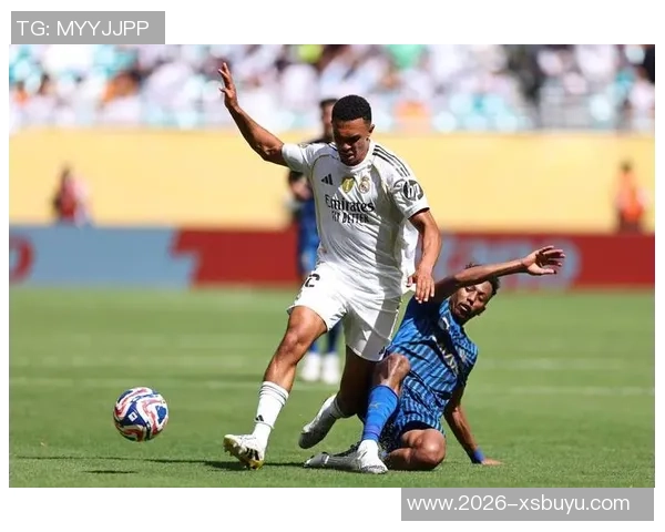 皇马今日训练吸引琼阿梅尼贝林厄姆巴尔韦德等球星参与 皇马今日训练吸引琼阿梅尼贝林厄姆巴尔韦德等球星参与