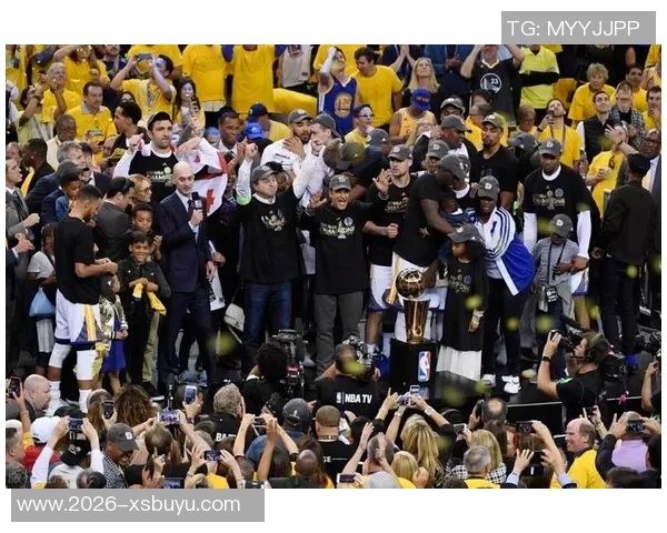 NBA揭幕战前瞻库里成为历史第十位为同一球队效力17年的球员