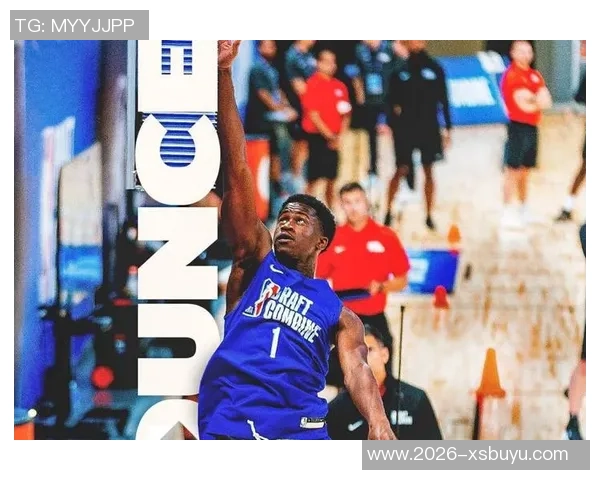 埃奇库姆自信满满精准把握得分机会展现出色表现 埃奇库姆自信满满精准把握得分机会展现出色表现