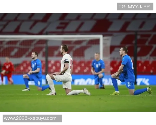 英超球员本周赛前首次单膝下跪共同反对种族歧视行动